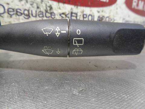 Foto 4ª: Mando Multifuncion Peugeot 206 XR BERLINA 75CV 55KW [KFX] (2000)