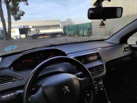 Foto 1ª: Salpicadero Peugeot 208 ZM01 (2013)