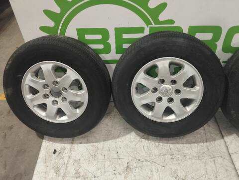 Foto 2ª: LLanta Chapa Kia Carnival 2.9 CRDI CAT 185CV [J3] (2006)