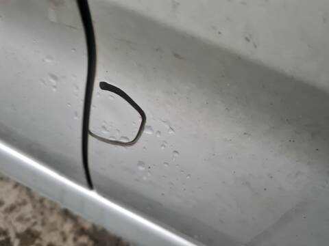 Foto 2ª: Puerta Trasera Izquierda Citroen C3 TONIC 68CV 50KW [8H01] (2014)