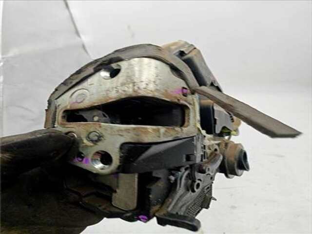 Foto 3ª: Cerradura Puerta Trasera Izquierda Toyota Hilux 2.5 CABINA DOBLE GX 4X4 [2.5 LTR. - 106 KW TURBODIESEL] [2KD]