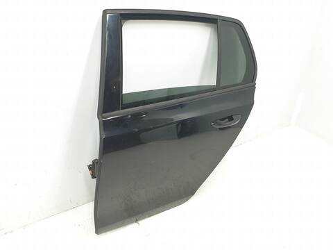 Foto 3ª: Puerta Trasera Izquierda Volkswagen Golf ADVANCE BLUEMOTION (2010)