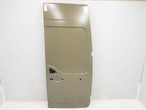 Puerta Trasera Derecha Renault Master L2H2 HKA 35T