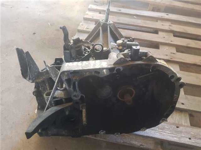 Foto 1ª: Caja Cambios Renault Megane 1.5 AUTHENTIQUE [1.5 LTR. - 78 KW DCI DIESEL] II BERLINA 5P (10.2002-_) [K9K F7]