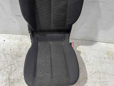 Foto 2ª: Asientos Traseros Renault Scenic GRAND CONFORT DYNAMIQUE 131CV [F9Q818] (2003)