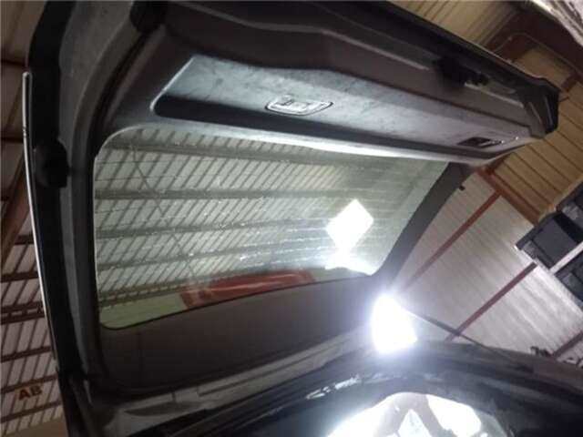 Foto 3ª: Portón Volvo XC 90 2.4 D5 (7 ASIENTOS) [2.4 LTR. - 120 KW DIESEL CAT] [D 5244 T]