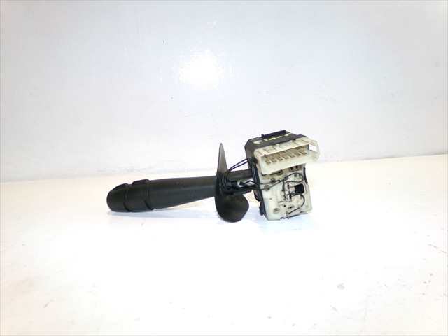 Foto 3ª: Mando Multifuncion Renault Espace 2.2 DCI 1996-2002 [G9TA7] (2001)