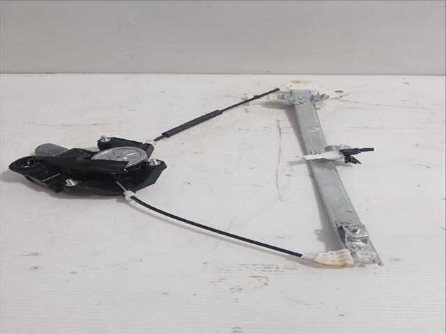 Foto 3ª: Elevalunas Manual Trasero Derecho Toyota Yaris 1.5 HYBRID MXPH11) 92CV [M15A-FXE] (2020)