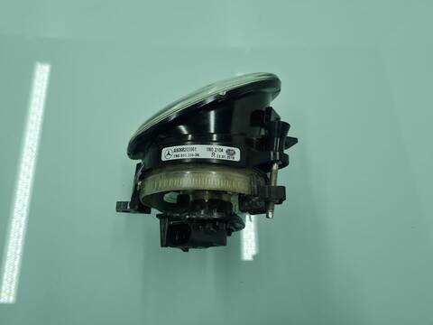 Foto 2ª: Faro Antiniebla Delantero Derecho Mercedes Sprinter 310/311/313/314/316 CDI 906.631/633/635/637) 114CV 84KW CAJA CERRADA [651955] (2018)