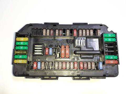 Caja Reles Fusibles Bmw Serie 1 114 116D ADVANTAGE 116CV 85KW