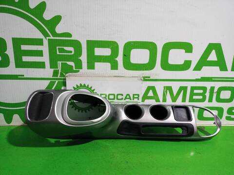 Consola Central Nissan Juke ACENTA AUT. 117CV