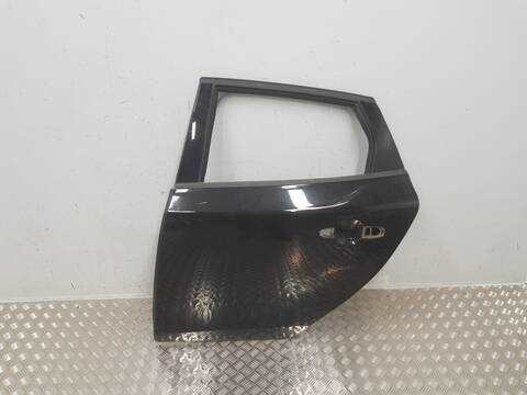 Puerta Trasera Izquierda Volvo V40 MOMENTUM