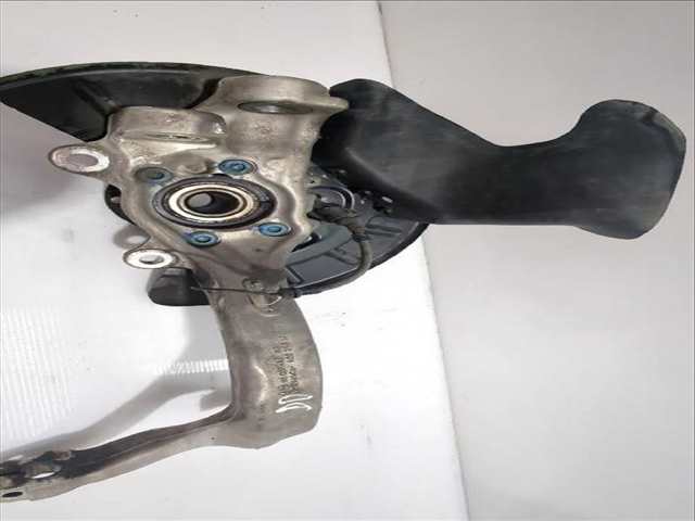 Foto 2ª: Mangueta Delantera Derecha Volkswagen Phaeton 3.0 V6 TDI 4MOTION 240CV [CARB CEXA] (2002)