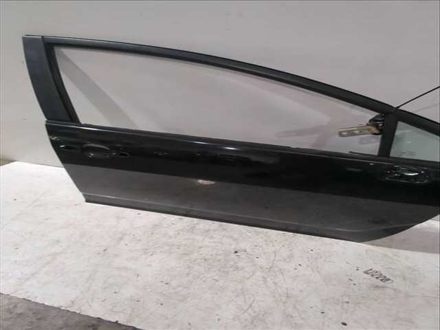 Puerta Delantera Derecha Toyota Corolla 2.2 D-4D AUR10_) 177CV 130KW