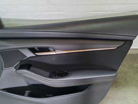 Foto 2ª: Tapizados Cartoneras Mazda 3 2.0 SKYACTIV-G M HYBRID HATCHBACK 122CV 90KW (2020)