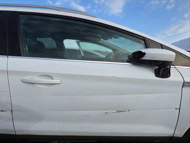 Puerta Delantera Derecha Ford Kuga TREND 140CV 103KW