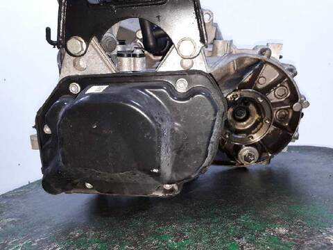 Foto 3ª: Caja Cambios Skoda Fabia YOUNG LINE 64CV 47KW [BME] (2006)