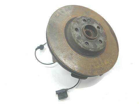 Mangueta Delantera Izquierda Mercedes Vito 114-116-119 CDI BASE LARGA 447.703)