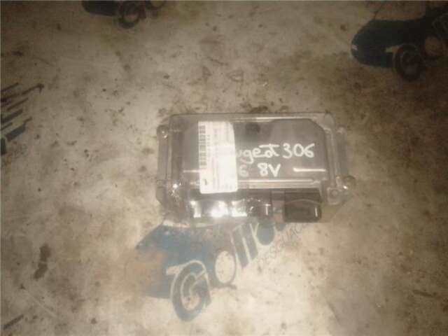 Centralita Motor ECU Peugeot 306 1.6
