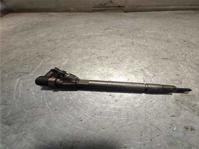 Foto 2ª: Inyectores Mercedes Clase C 160 2.2 C 220 CDI (LA)(203.008) [2.2 LTR. - 110 KW CDI CAT] [646963]