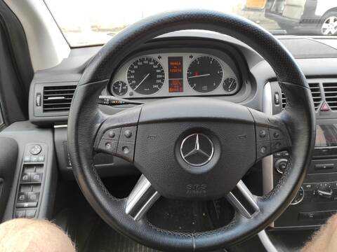 Volante Mercedes Clase B 150 640941