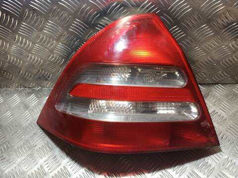 Piloto Trasero Izquierdo Mercedes Clase C 160 612962 BERLINA