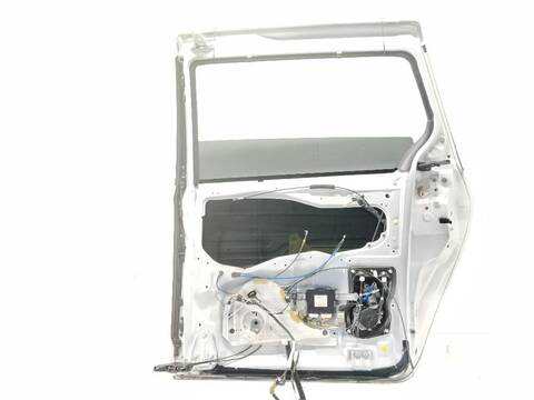 Foto 3ª: Puerta Trasera Derecha Toyota Sienna 3.5 G V6 4WD [2GR-FE] (2010)