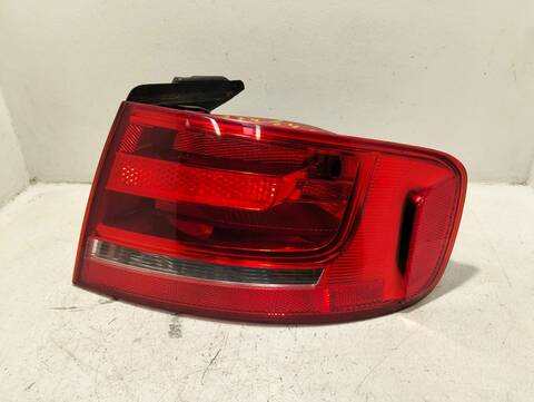 Foto 3ª: Piloto Trasero Derecho Audi A4 BASIS 2 16V TDI 143CV (2008)