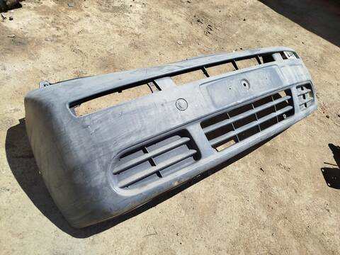 Foto 1ª: Paragolpes Delantero Renault Trafic FURGON (2002)