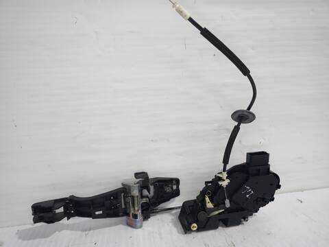 Foto 2ª: Cerradura Puerta Trasera Izquierda Land Rover Discovery TDV6 HSE 245CV 180KW [306DT] (2010)