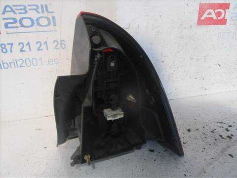 Foto 2ª: Piloto Trasero Izquierdo Citroen C5 1.6 HDI RC8HZB) BERLINA 109CV 80KW [D-9HZ] (2005)