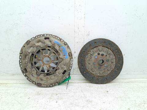 kit Embrague Volkswagen Passat ADVANCE BERLINA 105CV 77KW
