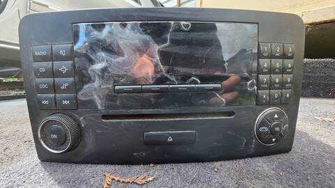 Sistema Audio Radio CD Mercedes Clase ML 230 OM642940 AUT.