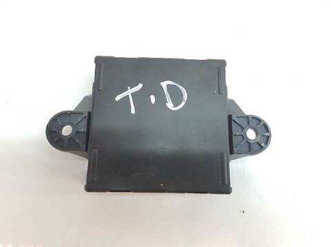 Foto 3ª: Centralita Puerta Delantera Izquierda Mercedes Clase C 220 2.2 CDI 170CV [646811] (2007)