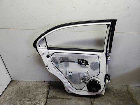 Foto 2ª: Puerta Trasera Izquierda Kia Rio 1.2 CAT 84CV 62KW [DOHC] (2015)