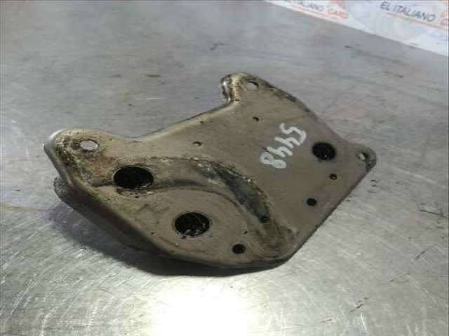 Foto 3ª: Radiador Aceite Mercedes Vito 111 CDI COMPACTO 639.601) 109CV 80KW [D646982] (2005)