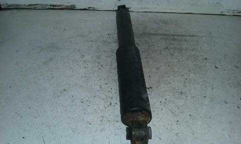 Foto 2ª: Amortiguador Trasero Izquierdo Kia Sorento 2.5 CRDI CAT 140CV 103KW [D4CB] (2005)