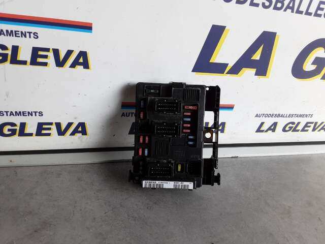 Foto 2ª: Caja Reles Fusibles Peugeot Partner 1.6 HDI75CV 0CV [9HW] (2008)