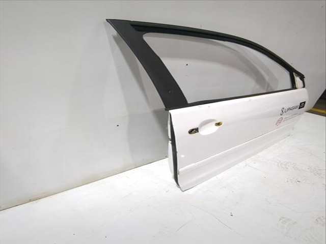 Foto 3ª: Puerta Delantera Derecha Volkswagen Polo 1.9 SDI 64CV 47KW [ASY] (2005)