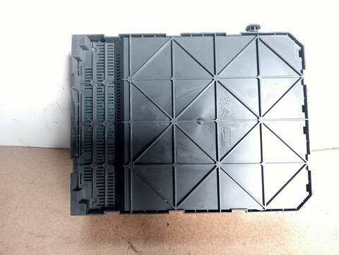 Foto 2ª: Caja Reles Fusibles Peugeot 308 ACCESS 1 16V VTI 95CV (2007)