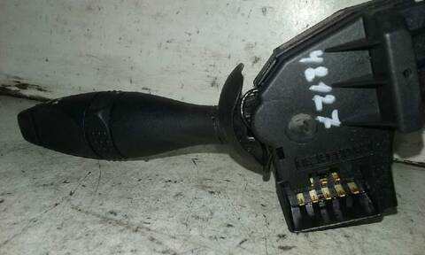 Foto 2ª: Mando Multifuncion Ford Fiesta 1.6 TDCI CAT 90CV 66KW [HHJB] (2005)