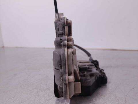 Foto 4ª: Cerradura Puerta Trasera Derecha Volkswagen Passat 2.0 TDI BERLINA 140CV 103KW [CBA] (2008)