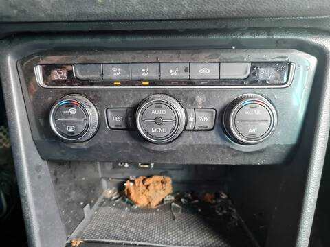 Mando Calefacción A. A. Volkswagen Tiguan ADVANCE BMT 150CV 110KW