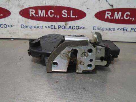 Foto 2ª: Cerradura Maletero Portón Toyota Rav4 2.2 D-4D CAT 150CV 110KW [2ADFTV] (2009)