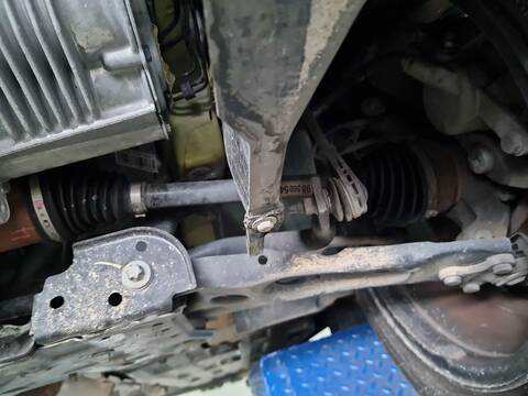 Transmision Delantera Izquierda Peugeot 208 1.2 PURETECH 100 101CV 74KW